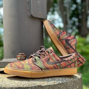 10.5 Nike SB Stefan Janoski Camo Gum